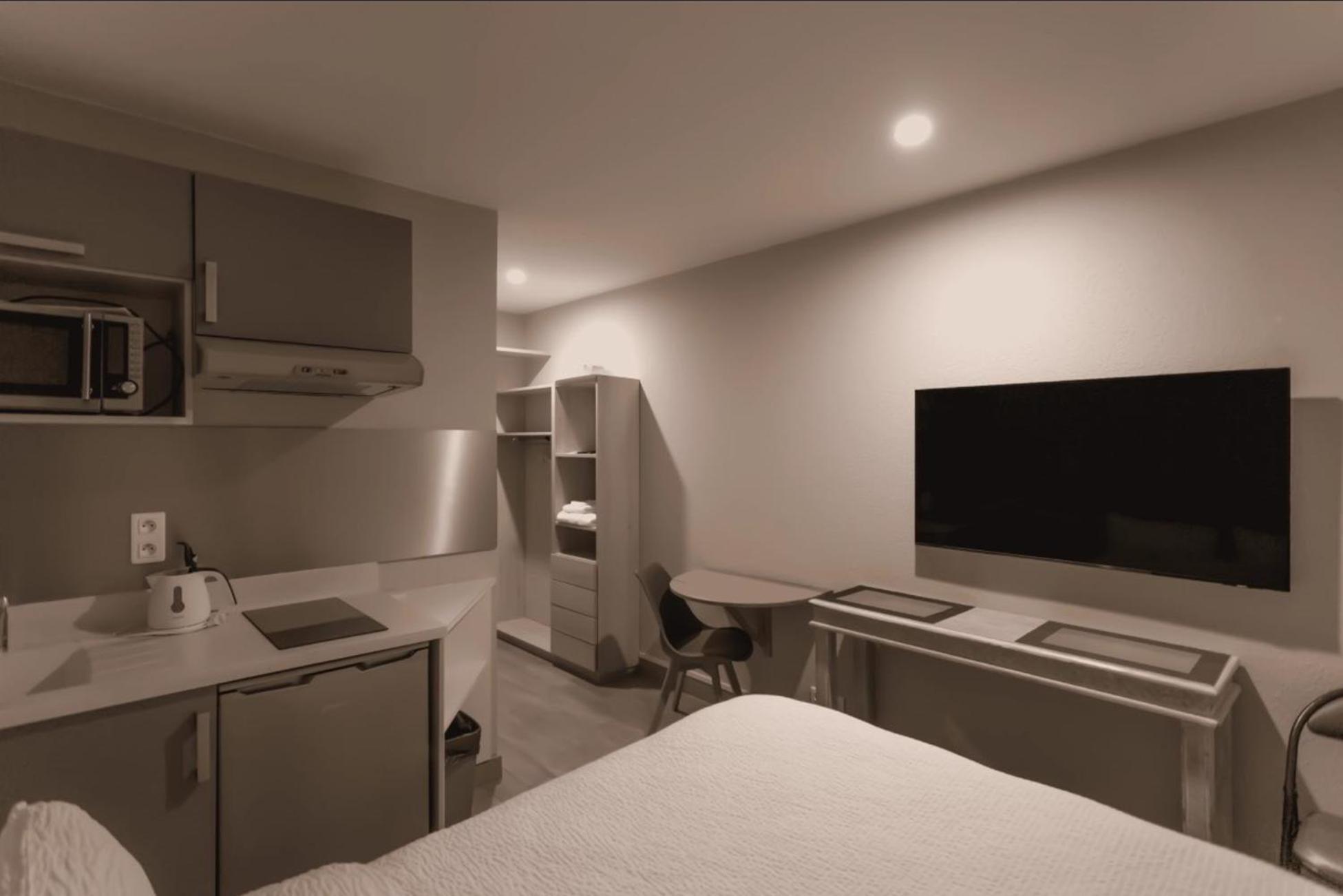Providence Hotel Вител Екстериор снимка