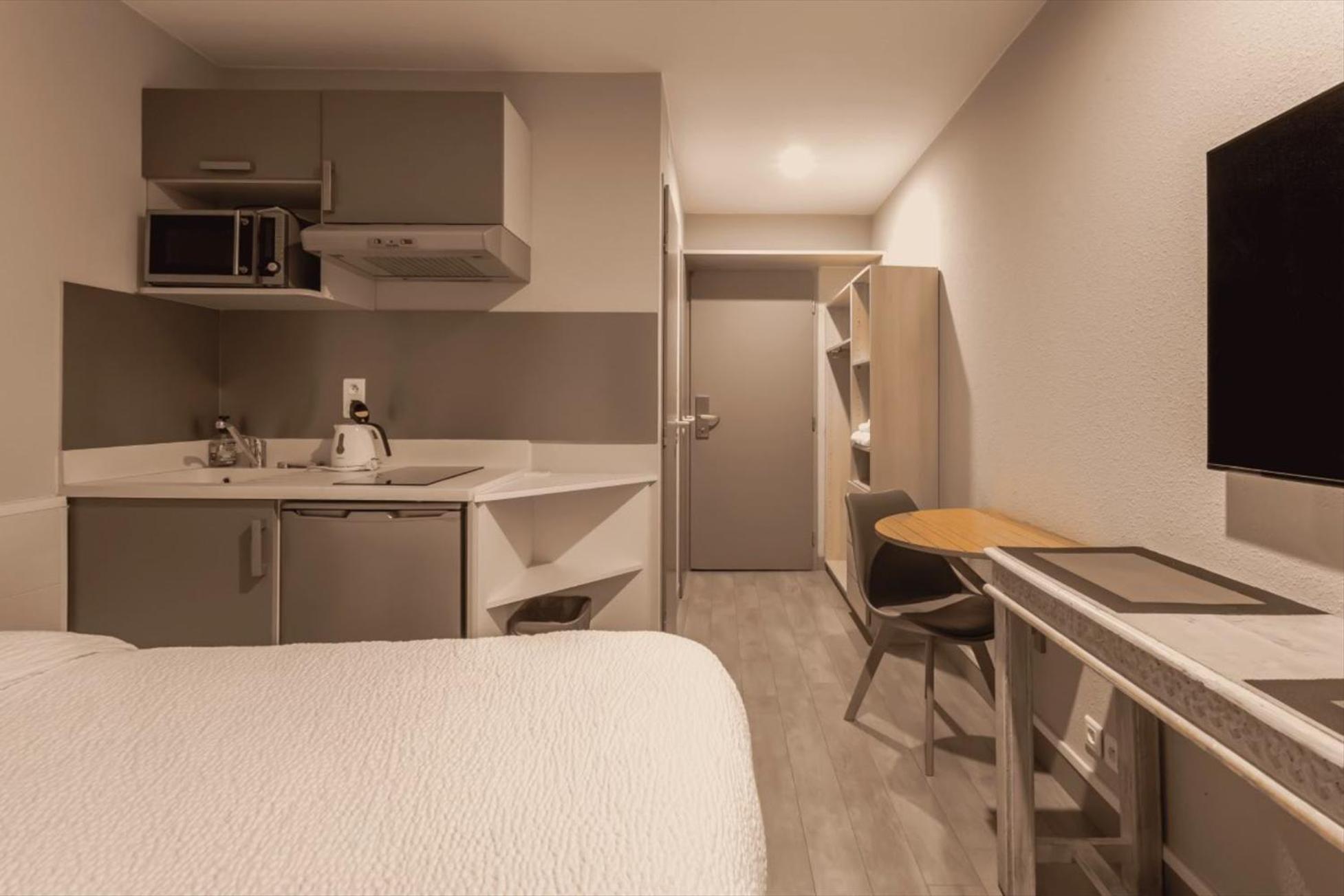 Providence Hotel Вител Екстериор снимка