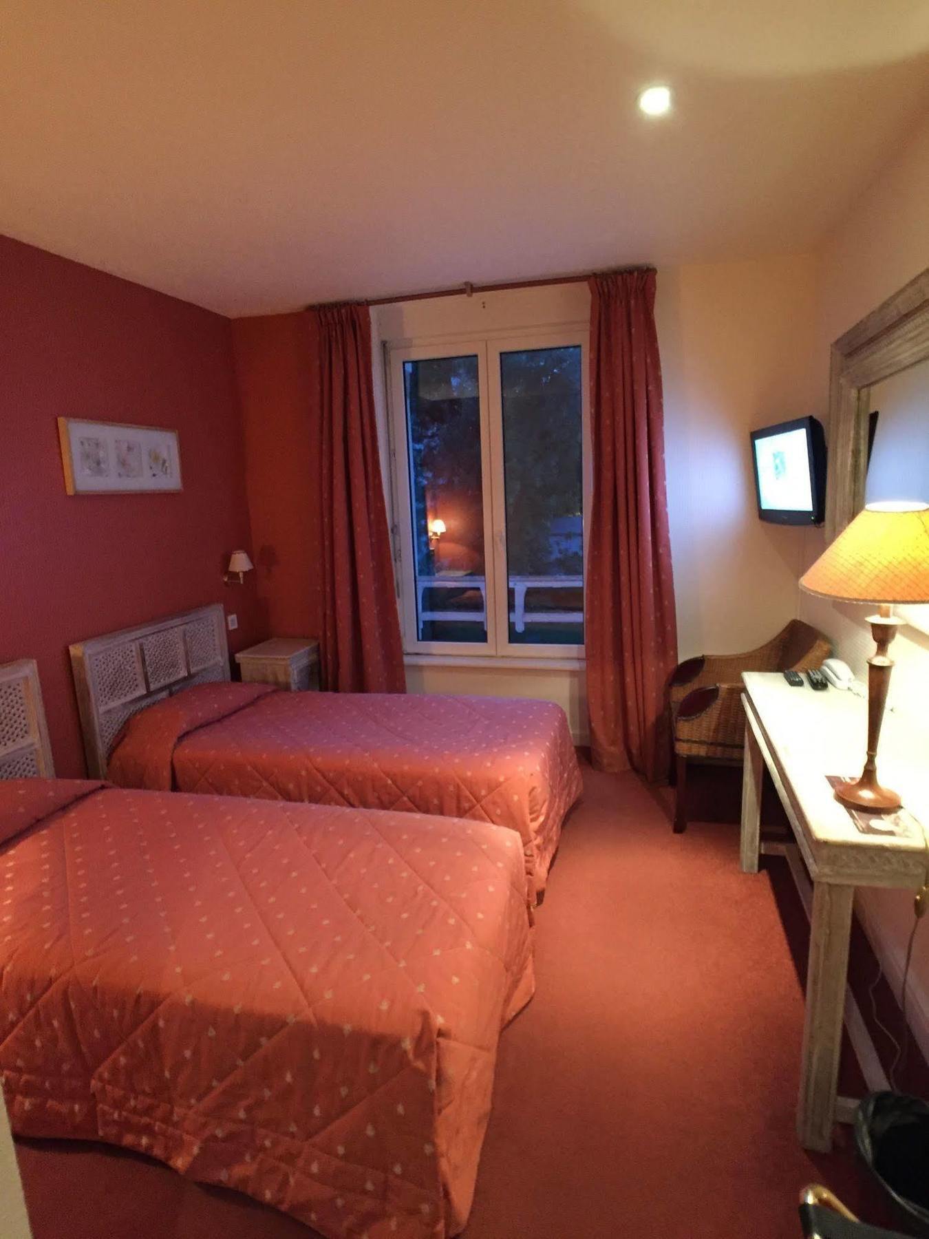 Providence Hotel Вител Екстериор снимка