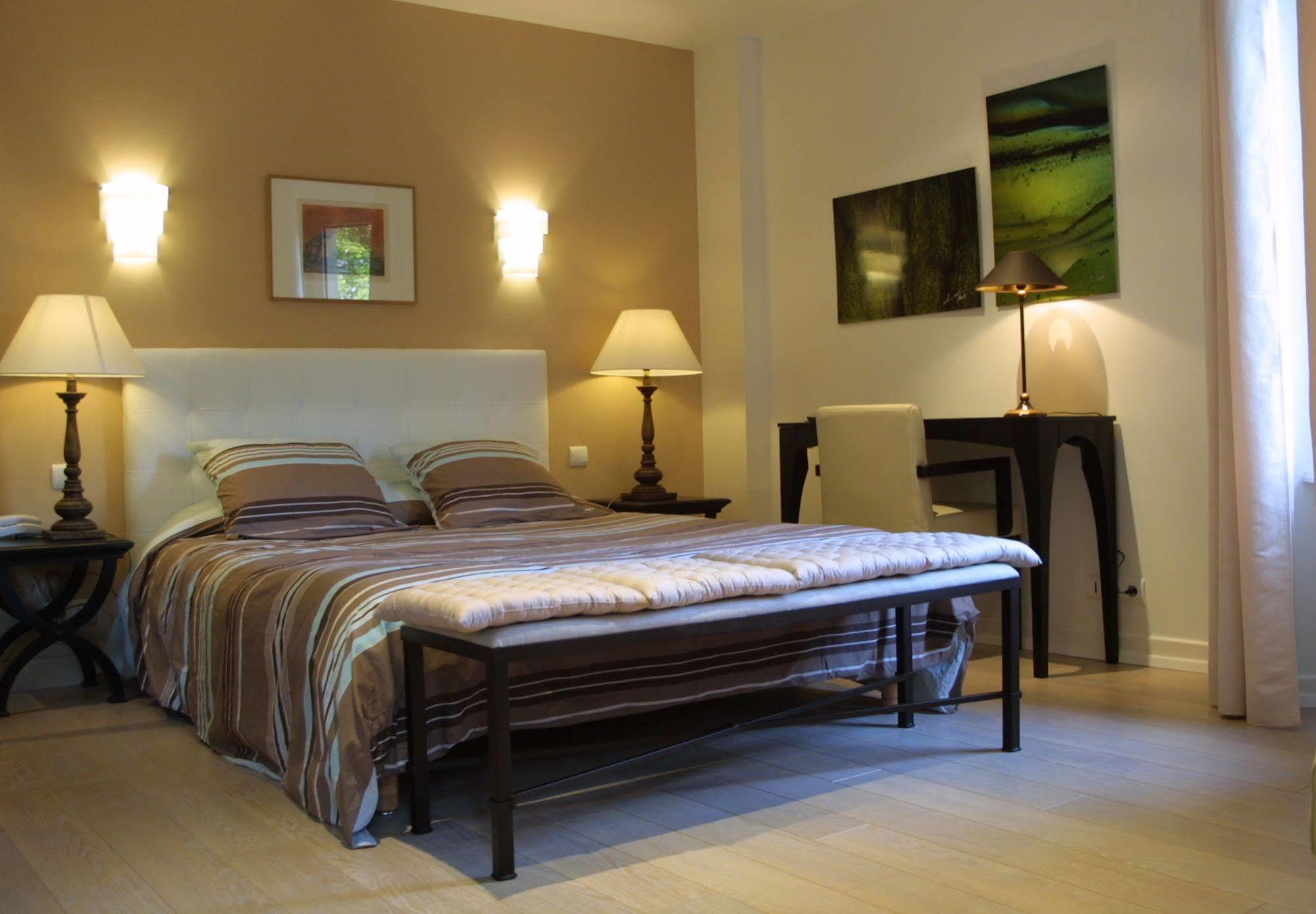Providence Hotel Вител Екстериор снимка